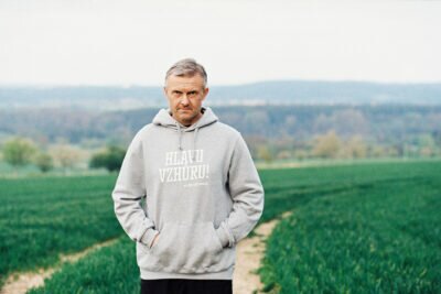 Mikina Hlavu vzhůru!