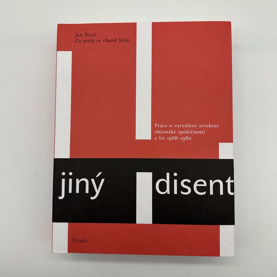 Co počít ve vlkově břiše