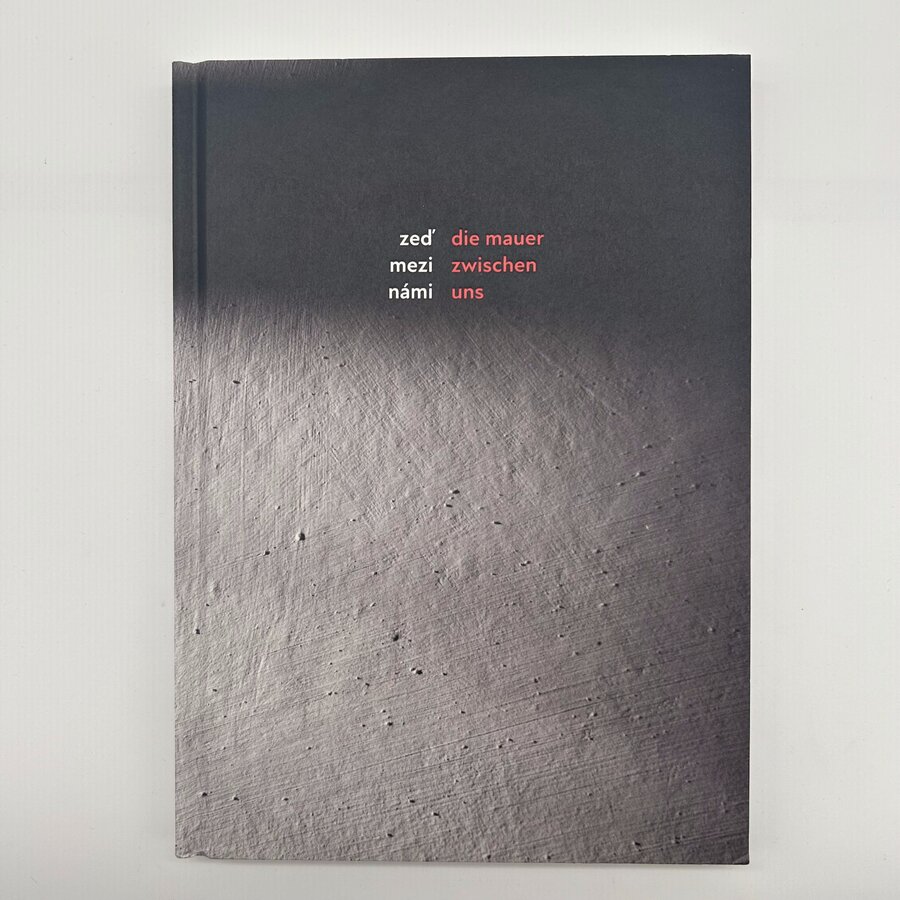Zeď mezi námi