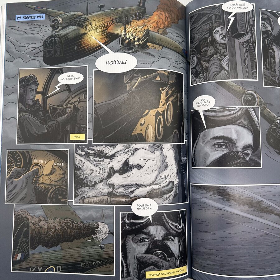 HANGÁR: RAF ve vzduchu i na zemi