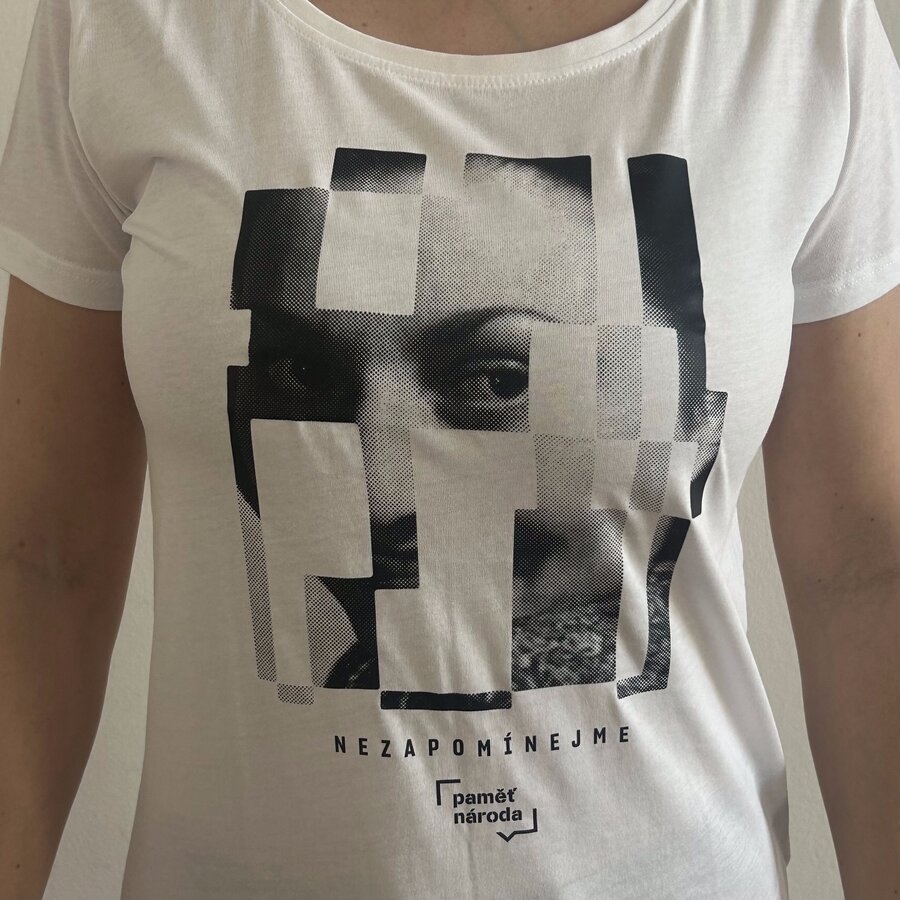 Triko Glitch - Anna Hyndráková