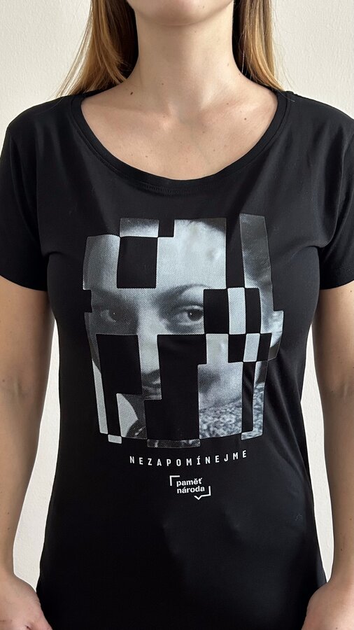 Triko Glitch - Anna Hyndráková