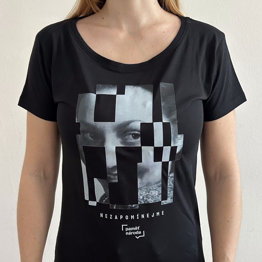 Triko Glitch - Anna Hyndráková