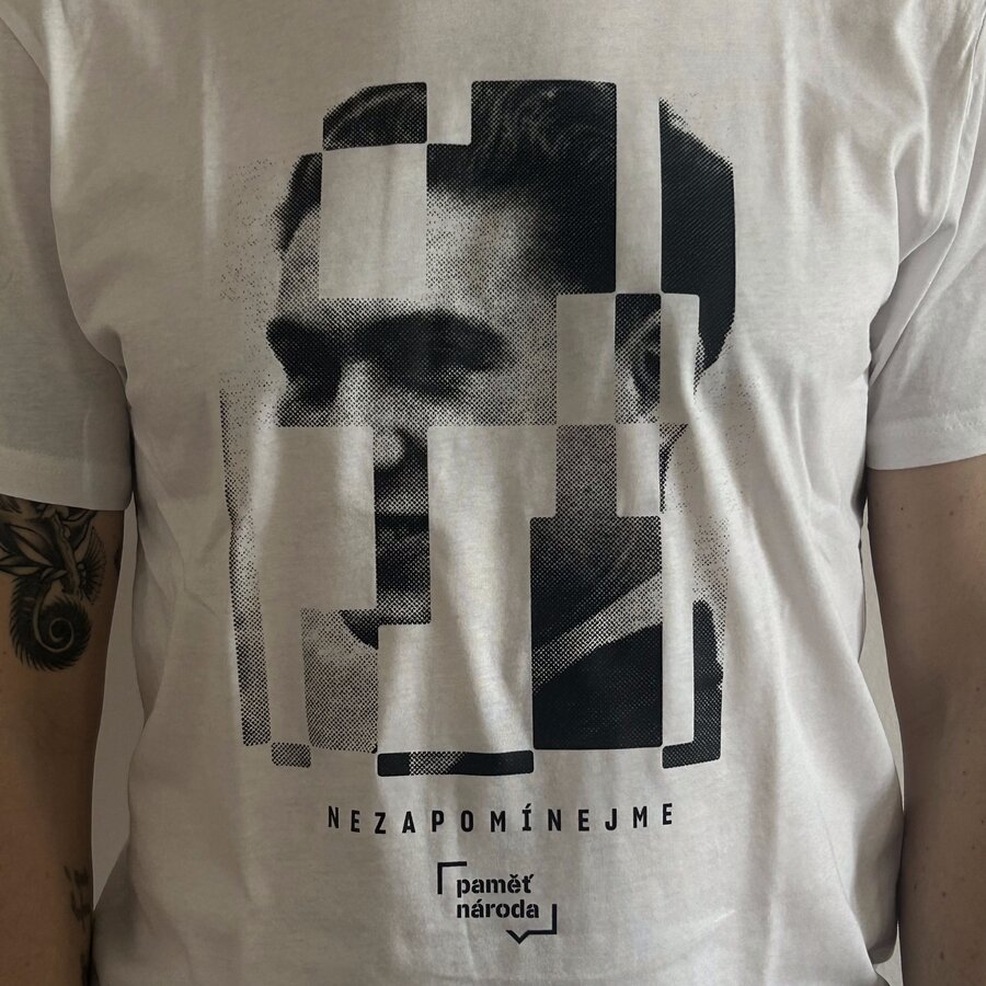 Triko Glitch - Jiří Pavel Kafka 