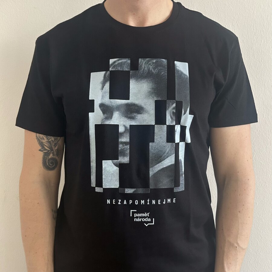 Triko Glitch - Jiří Pavel Kafka 