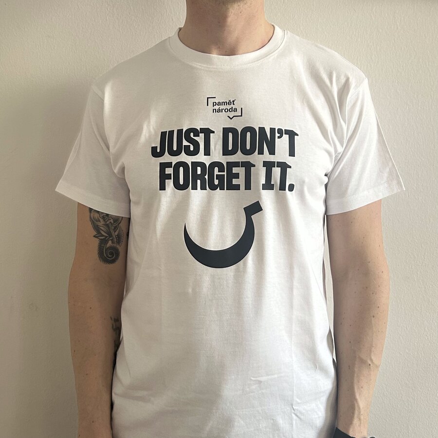 Triko Just don't forget it - Srp a kladiva