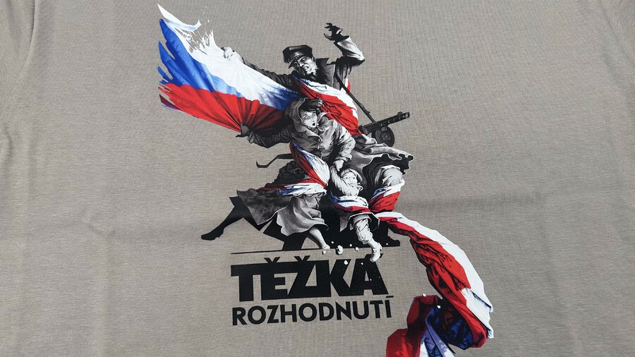 Triko Těžká rozhodnutí 