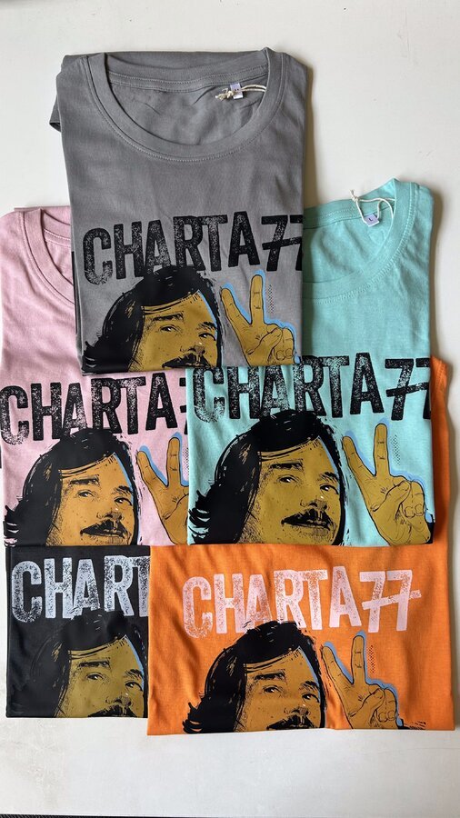 Triko Charta 77 