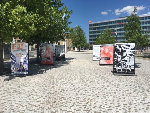 Pronájem výstavy: Příběhy 20. století