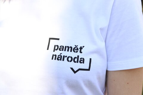 Triko Paměti národa - logo