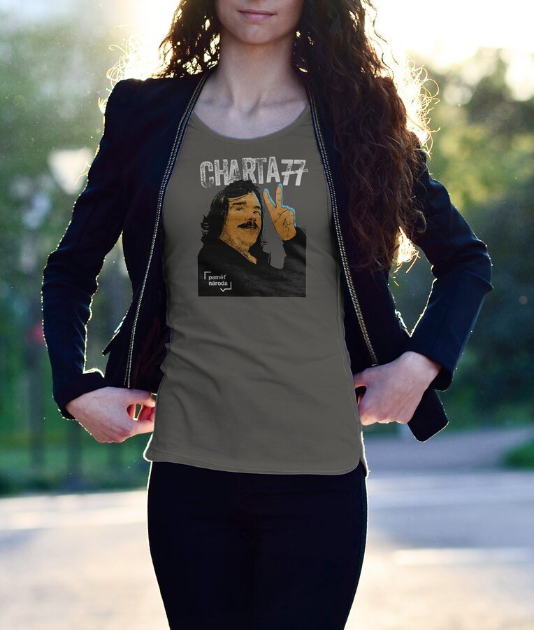 Triko Charta 77 