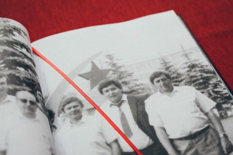 Normalizované životy. Podle televizního cyklu Příběhy 20. století